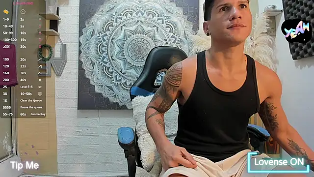 nakedfoam1 online show from 02.18.26