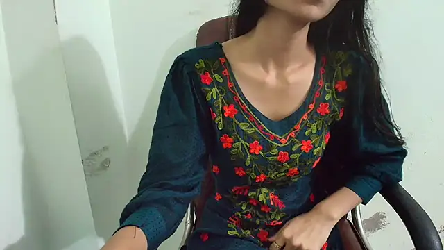 Srabontii online show from 03.05.25