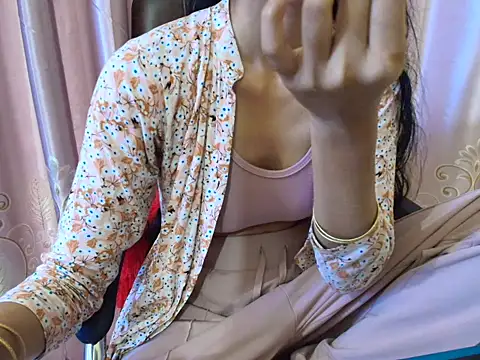 Snapshot of Srabontii chatting on 10.19.25 Srabontii online show from 10.19.25