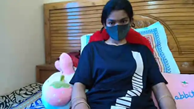 Snapshot of Srabontii chatting on 10.31.25 Srabontii online show from 10.31.25