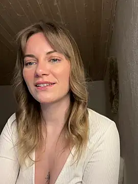 Milla  one online show from 02.20.25