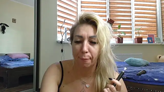 Denny Brenda online show from 02.16.25