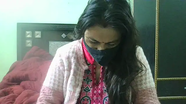 Snapshot of couplesuni chatting on 01.30.25 couplesuni online show from 01.30.25