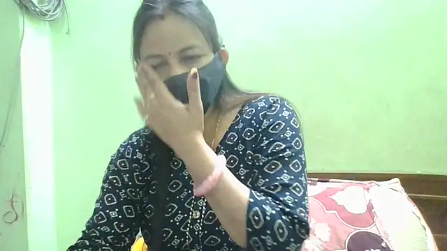 Snapshot of couplesuni chatting on 03.09.25 couplesuni online show from 03.09.25