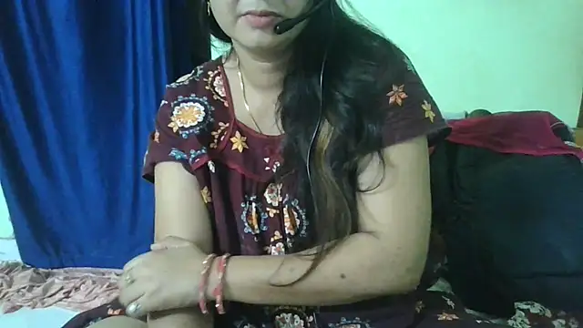 Snapshot of couplesuni chatting on 09.11.25 couplesuni online show from 09.11.25