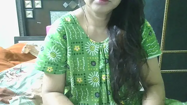 Snapshot of couplesuni chatting on 09.21.25 couplesuni online show from 09.21.25