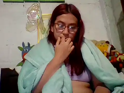 dafne19  online show from 12.24.24