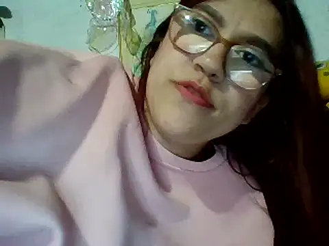 dafne19  online show from 12.26.24