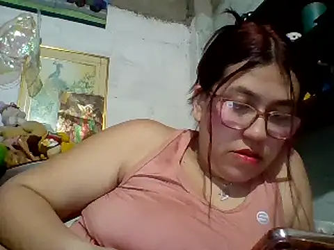 dafne19  online show from 02.25.25