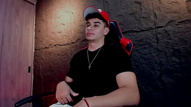 Snapshot of joseph_boy chatting on 10.10.25 joseph boy online show from 10.10.25