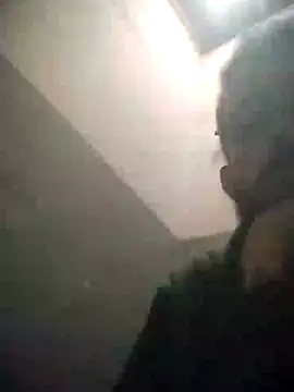 Snapshot of danilogarcia33 chatting on 12.15.24 danilogarcia33 online show from 12.15.24