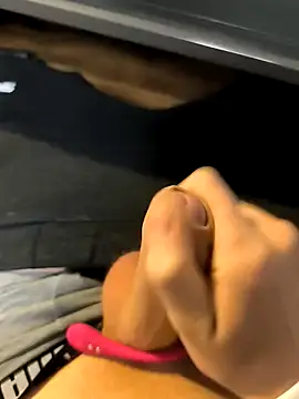 Snapshot of geilehecke1 chatting on 12.11.24 geilehecke1 online show from 12.11.24