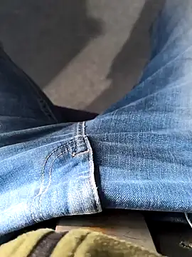 Snapshot of geilehecke1 chatting on 01.14.25 geilehecke1 online show from 01.14.25