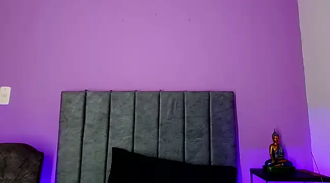 Snapshot of GabrielaMK chatting on 01.06.25 GabrielaMK online show from 01.06.25