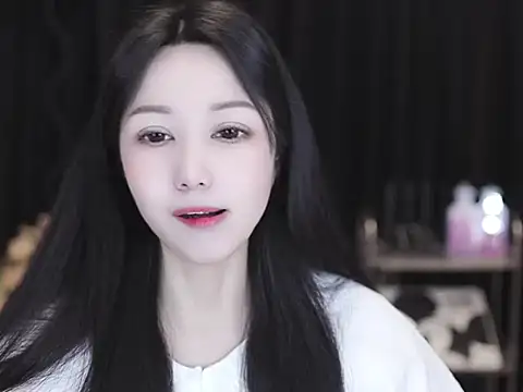 Nuyoah-77 online show from 03.07.26