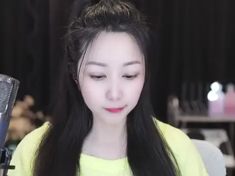 Nuyoah-77 online show from 03.23.26