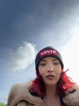 Snapshot of gloria01_daddy chatting on 03.20.25 gloria01 daddy online show from 03.20.25