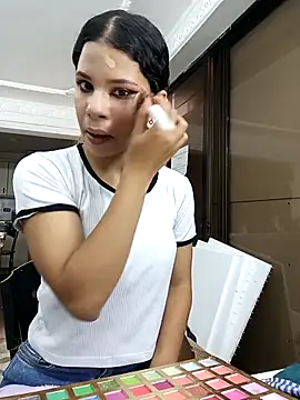 LadyAvalon online show from 11.12.25