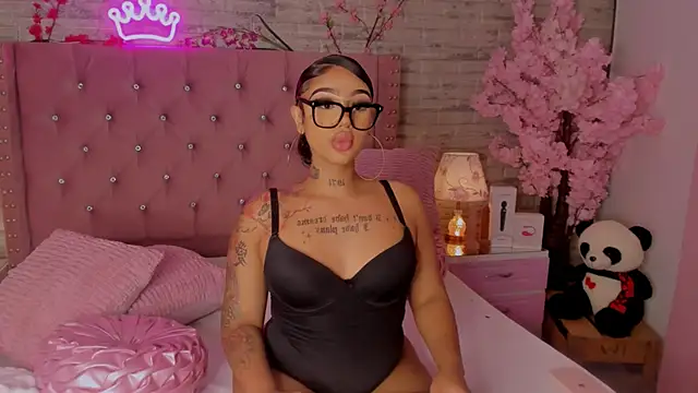 Mia Jansen online show from 09.28.25