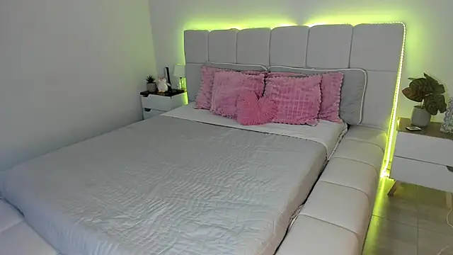 Ori valentina online show from 02.09.26