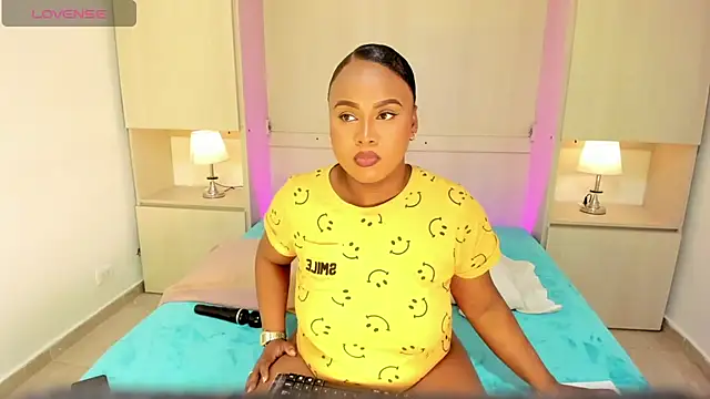 EmilyyStuart online show from 12.23.25