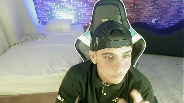 zacariasss  online show from 09.27.25