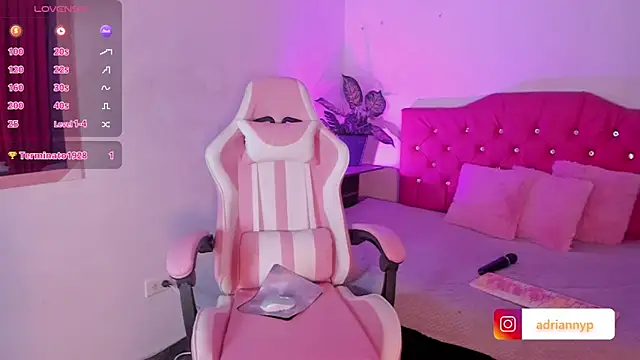 Snapshot of adriannyp_1 chatting on 12.12.24 adriannyp 1 online show from 12.12.24