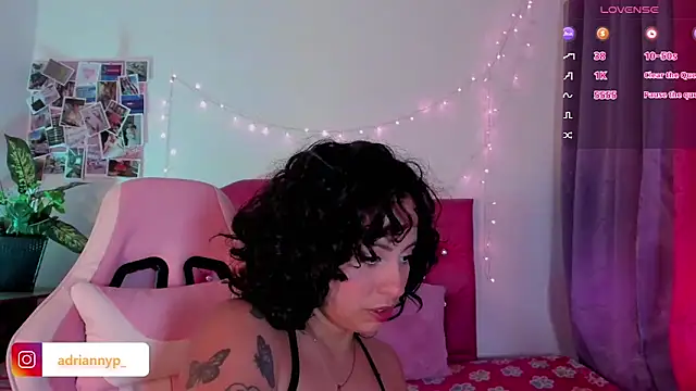 Snapshot of adriannyp_1 chatting on 03.04.25 adriannyp 1 online show from 03.04.25