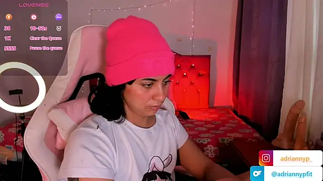 Snapshot of adriannyp_1 chatting on 09.16.25 adriannyp 1 online show from 09.16.25