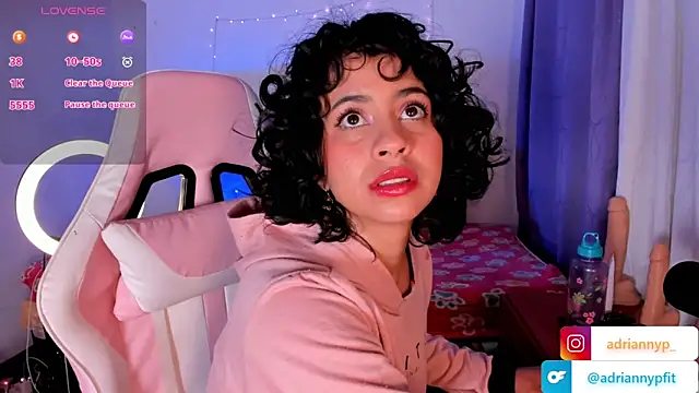Snapshot of adriannyp_1 chatting on 09.19.25 adriannyp 1 online show from 09.19.25