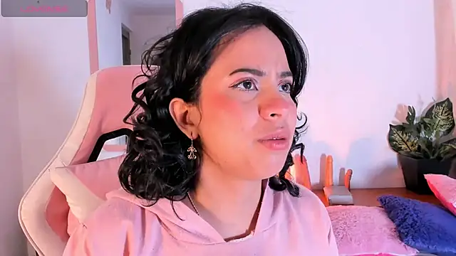 Snapshot of adriannyp_1 chatting on 10.28.25 adriannyp 1 online show from 10.28.25