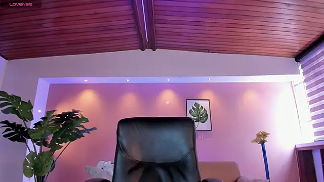 Lyssa Muller online show from 02.19.25