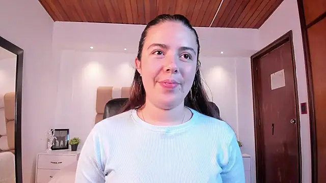 Lyssa Muller online show from 10.11.25