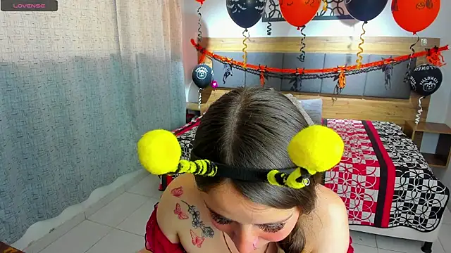 martina lujann online show from 10.06.25