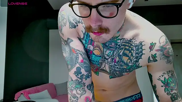 white King9999 online show from 11.01.25