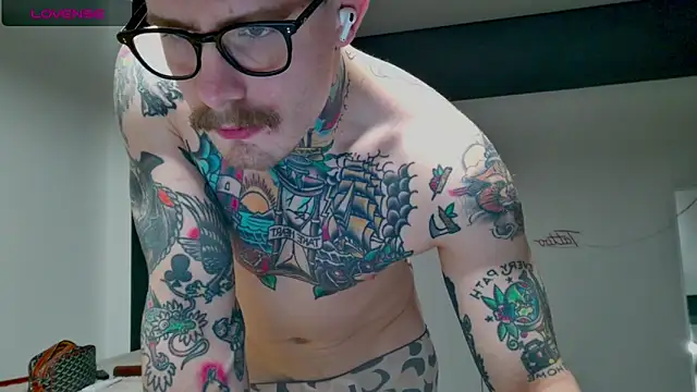 white King9999 online show from 11.03.25