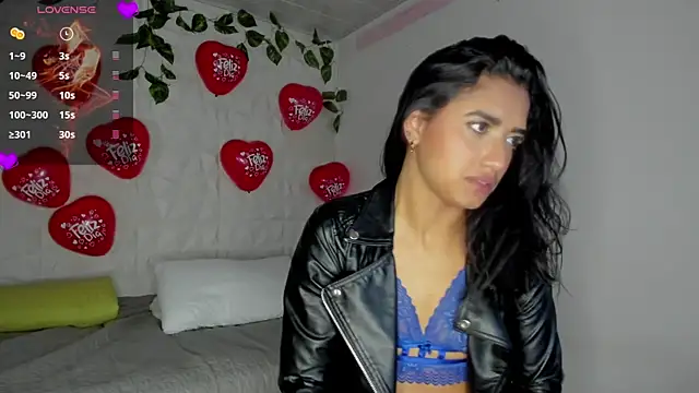 Alina Argi online show from 02.15.25