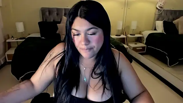 Snapshot of _Dulcinea_1 chatting on 10.25.25 Dulcinea 1 online show from 10.25.25