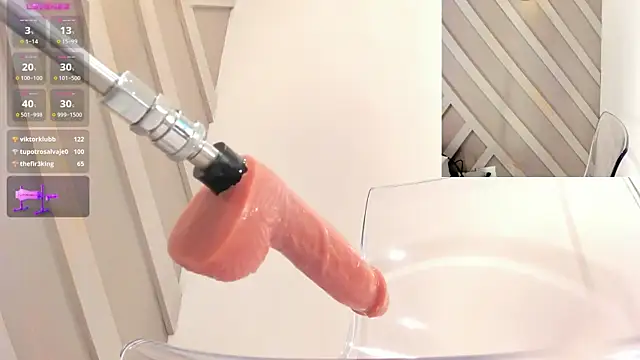 Snapshot of SOFIAGOEZ30 chatting on 01.18.25 SOFIAGOEZ30 online show from 01.18.25