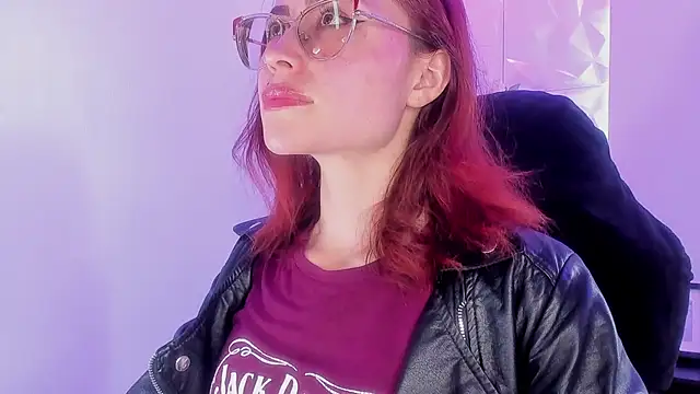 alessandra shayk6 online show from 01.20.25