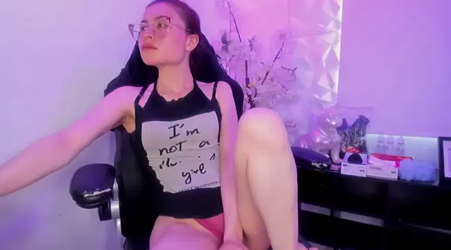 alessandra shayk6 online show from 01.25.25