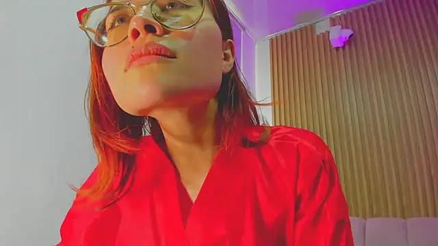 alessandra shayk6 online show from 01.30.25