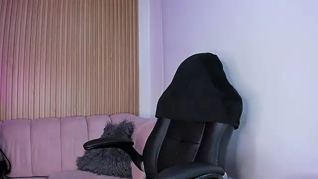 alessandra shayk6 online show from 02.11.25