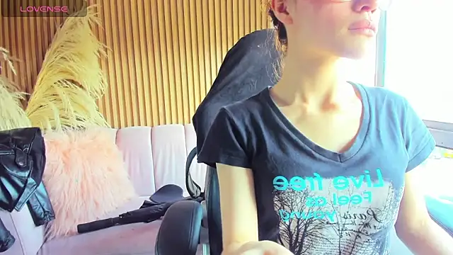 alessandra shayk6 online show from 03.08.25