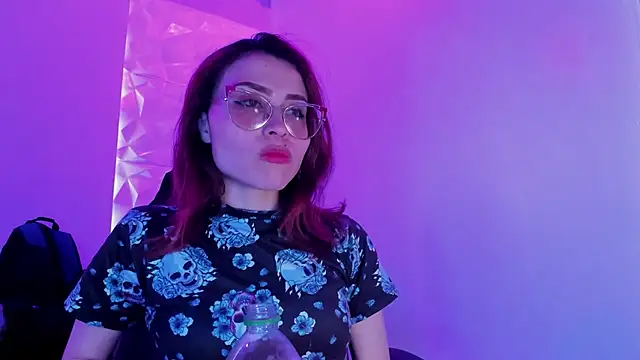 alessandra shayk6 online show from 03.14.25