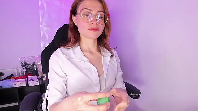 alessandra shayk6 online show from 03.14.25