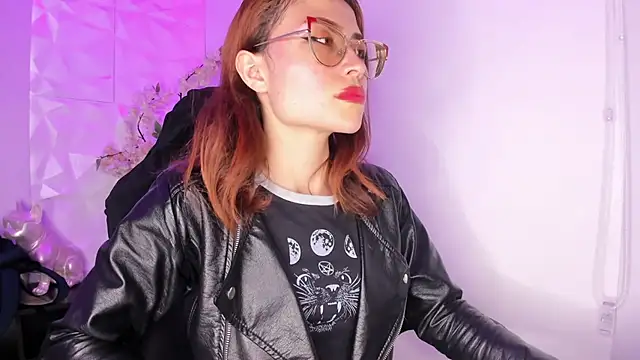 alessandra shayk6 online show from 03.15.25