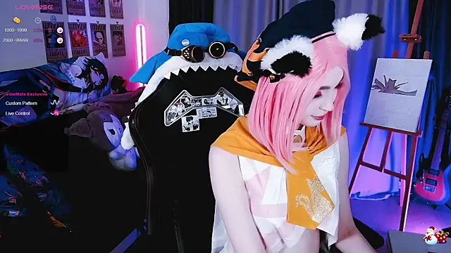 Snapshot of _Sparkland_ chatting on 02.07.25 Sparkland online show from 02.07.25