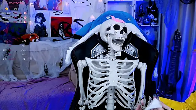 Snapshot of _Sparkland_ chatting on 10.22.25 Sparkland online show from 10.22.25