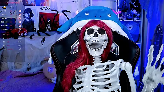 Snapshot of _Sparkland_ chatting on 10.23.25 Sparkland online show from 10.23.25